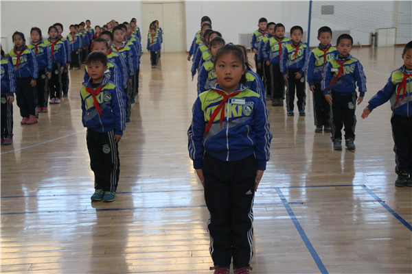 小学生广播体操简讯_体操广播简讯小学生怎么写_体操广播简讯小学生视频