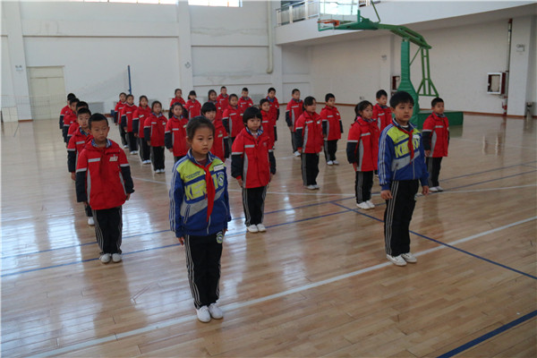 小学生广播体操简讯_体操广播简讯小学生视频_体操广播简讯小学生怎么写